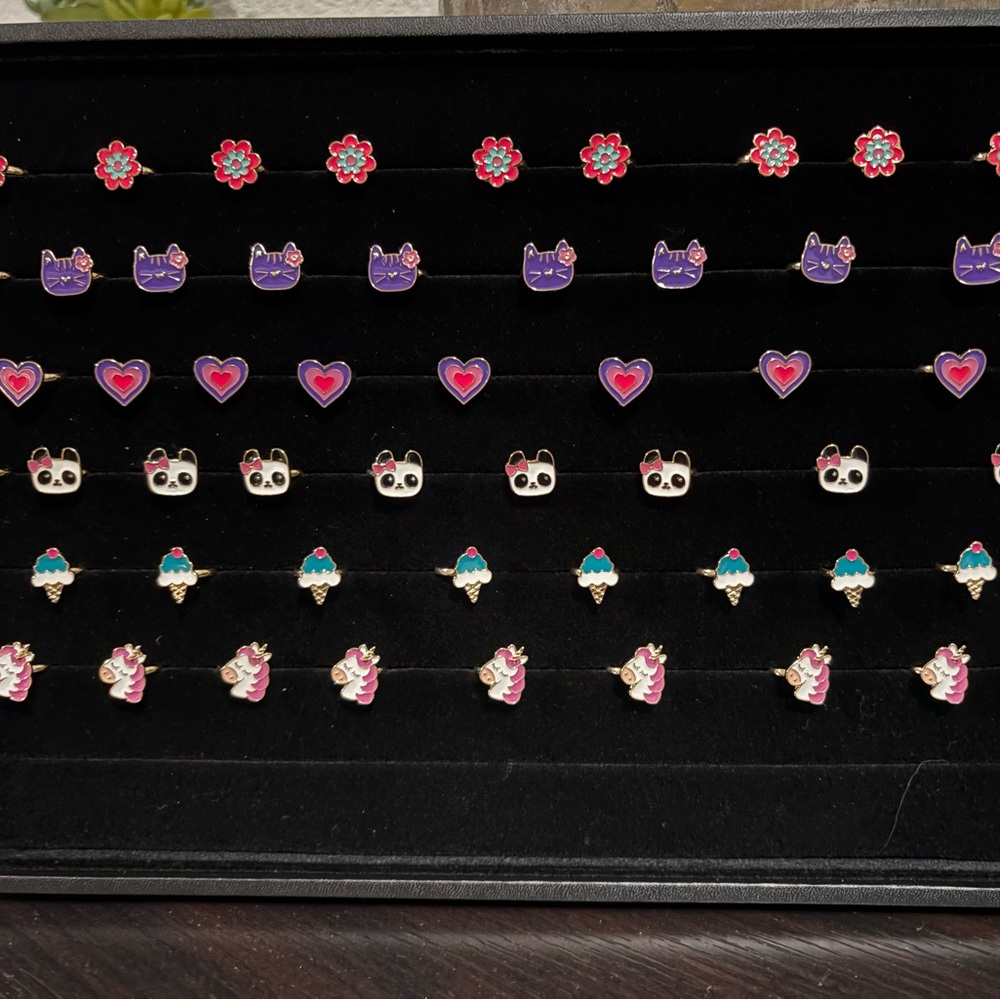 Little girl’s cartoon or pattern ring’s.